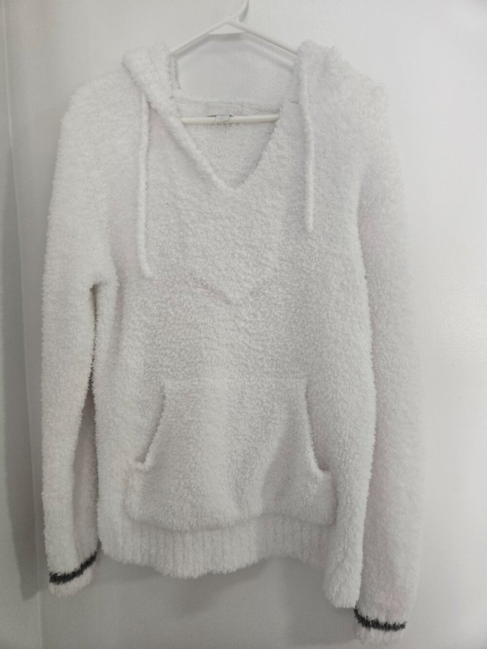 Barefoot Dreams CozyChic Baja Hoodie Style 678 Unisex Size 02 M/L Plush Pullover